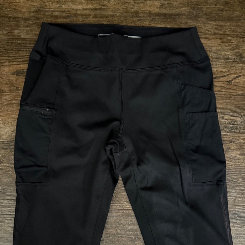 Carhartt Black Leggings with Cargo Pockets and Zipper Pocket - Size Small - Picture 2 of 13
